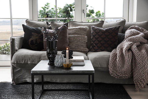 How to Bring Winter Atmosphere to Your Home in 5 Easy Steps? | Voucherix
